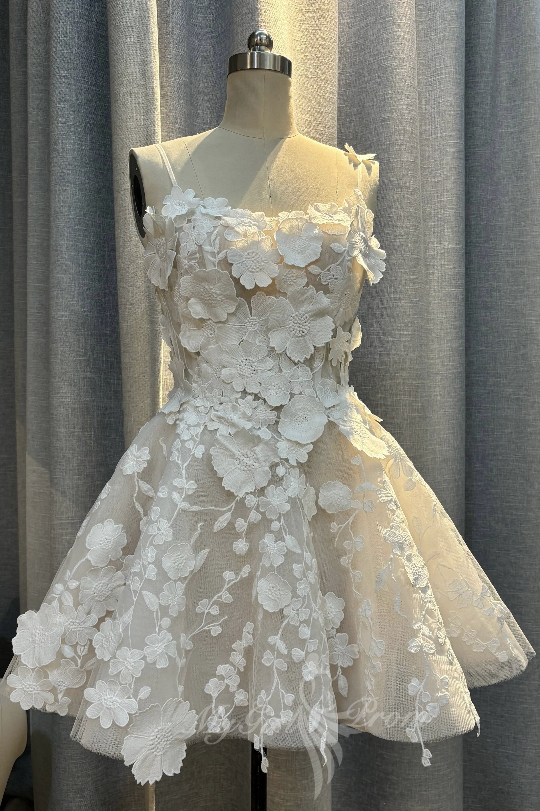 Beautiful Straps Sweetheart 3D Flower A-line Short Homecoming Dresses GM728