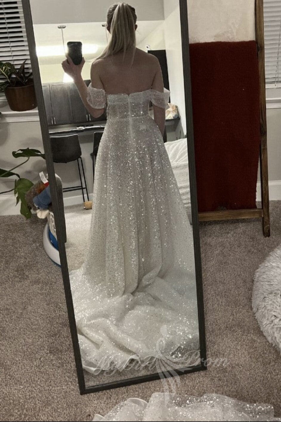 Sparkly Off the Shoulder Wedding Dresses A-line Sequin Sweetheart Bridal Gown PW596