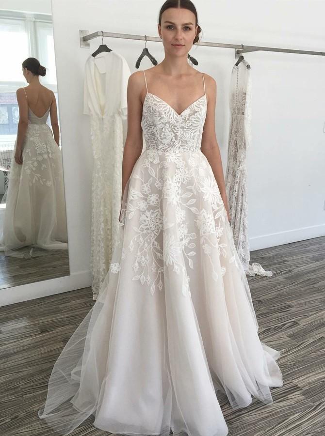 a line spaghetti tulle backless wedding dress with appliques