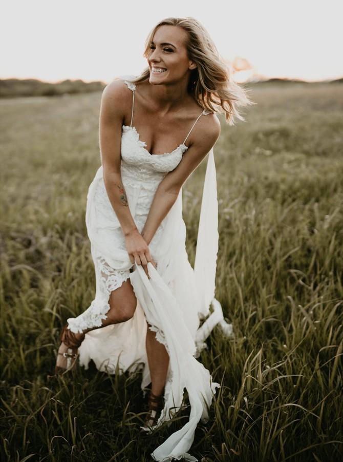 Spaghetti Straps Backless Sheath Lace Beach Wedding Dress PW67