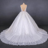 Round Appliques Ball Gown Tulle Wedding Dresses With Button Back PW90