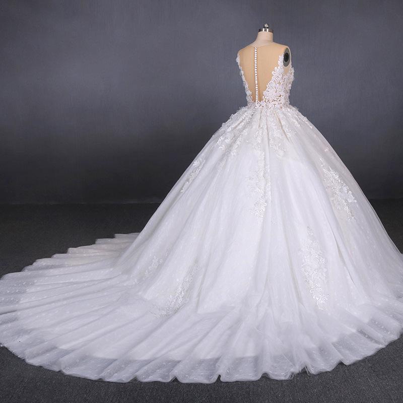 Round Appliques Ball Gown Tulle Wedding Dresses With Button Back PW90