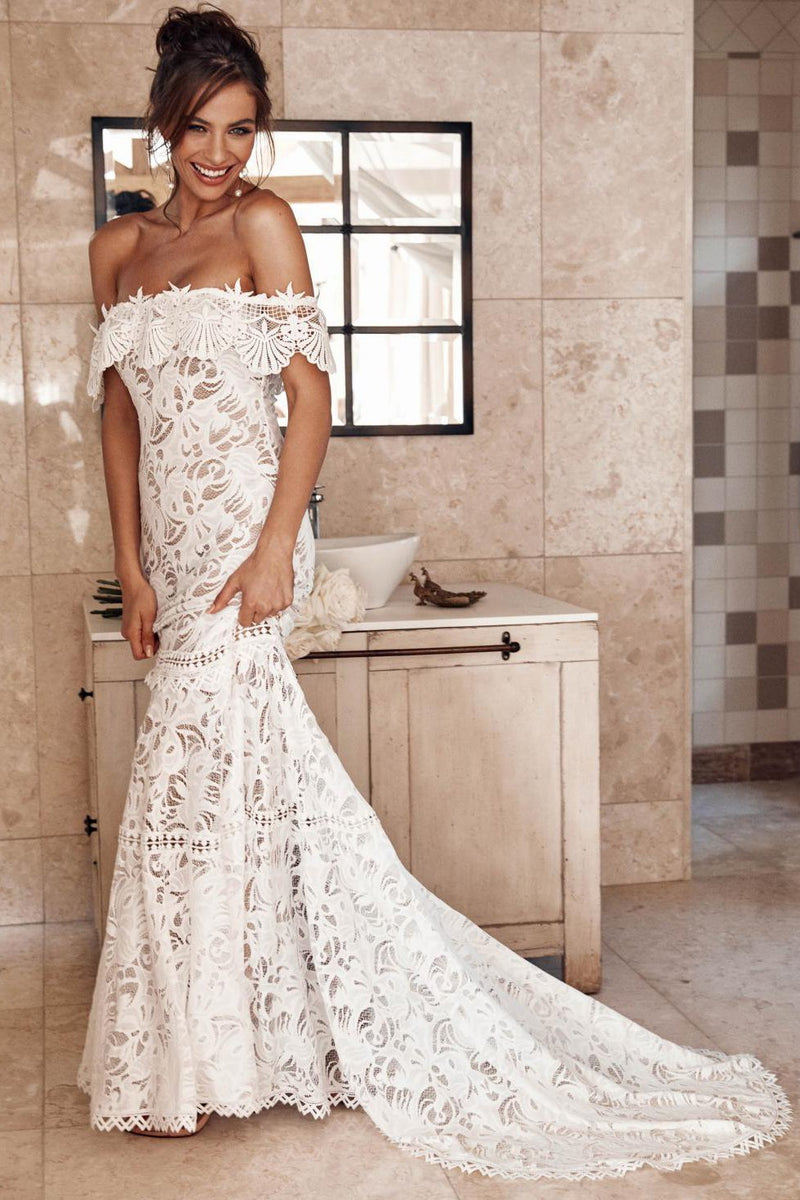 Elegant Off Shoulder Ivory Mermaid Lace Beach Wedding Dress PW121