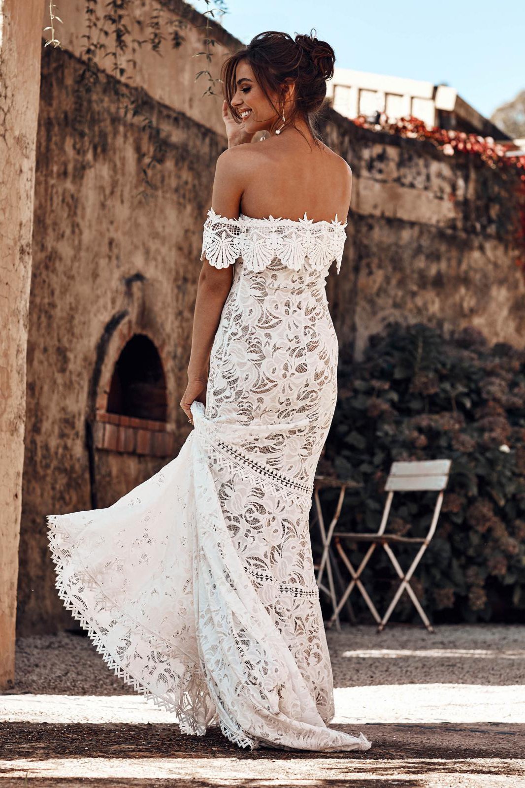 Elegant Off Shoulder Ivory Mermaid Lace Beach Wedding Dress PW121
