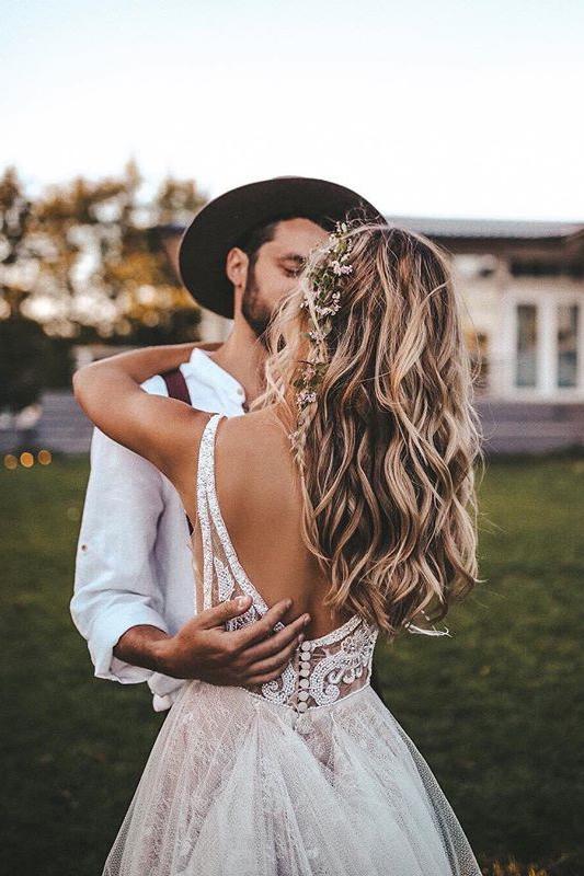 Flowy A-line V-neck Boho Wedding Dress With Appliques Beading PW56