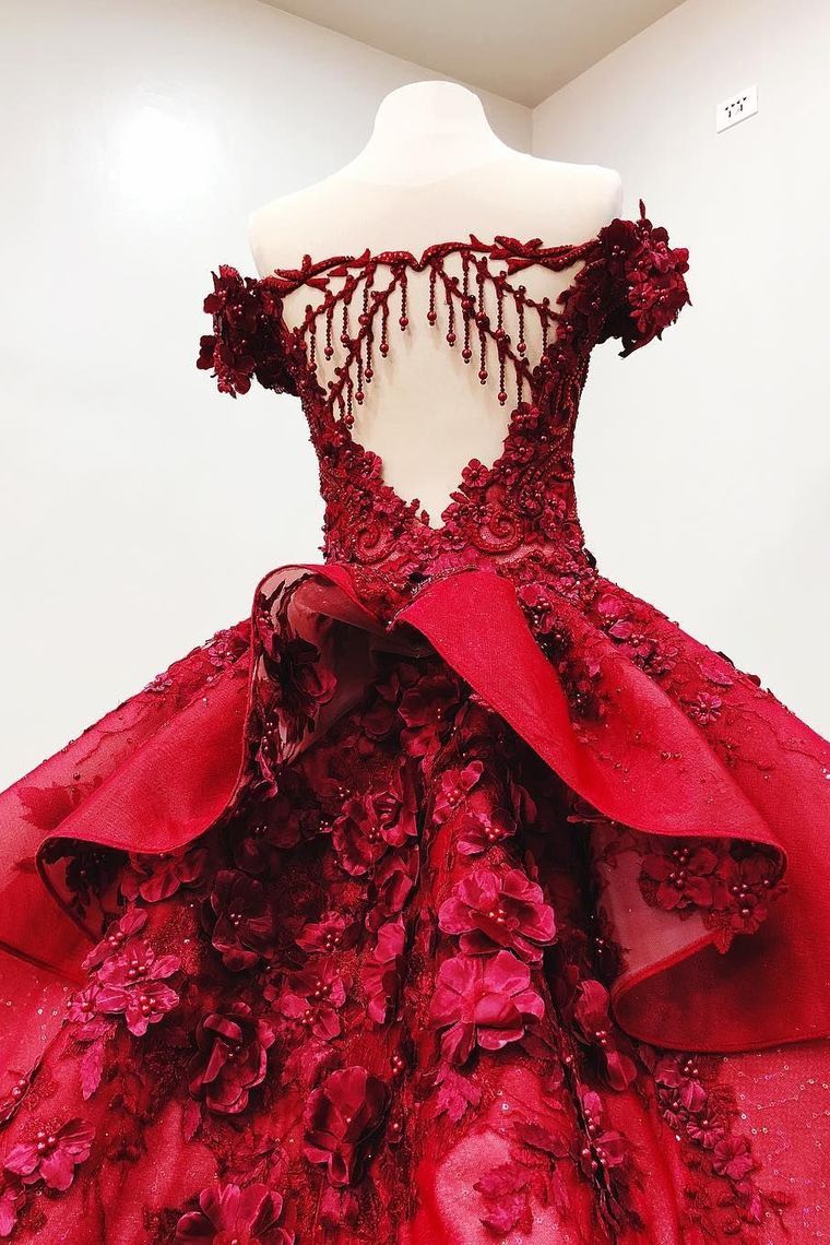 ball gown quinceanera dress burgundy beading prom dress with 3d appliques
