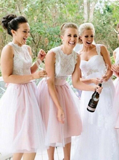 a line jewel neck lace tulle knee length bridesmaid dresses