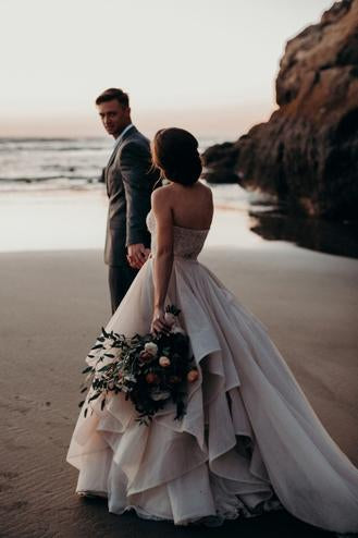 sweetheart tulle sleeveless country wedding dress with ruffles