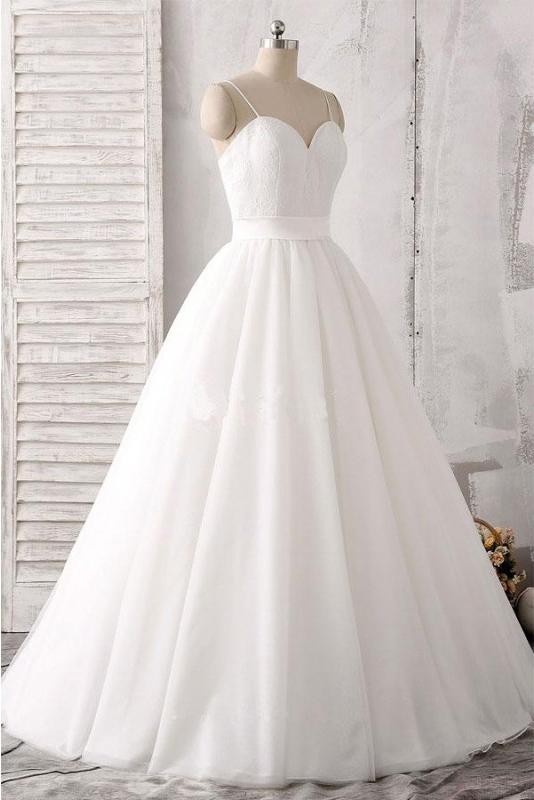 sweetheart floor length wedding dress with spaghetti straps