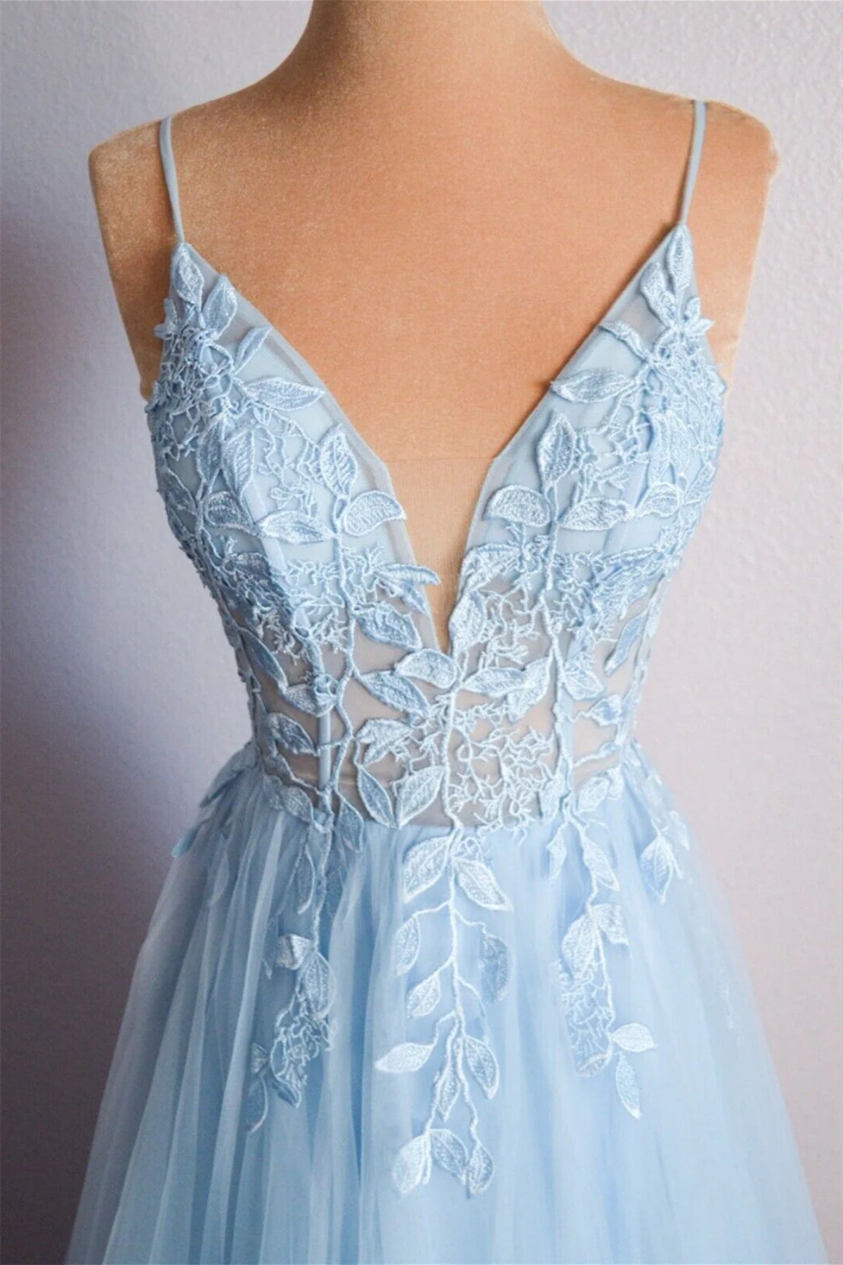 sky blue tulle a line v neck lace long prom dresses graduation evening dress