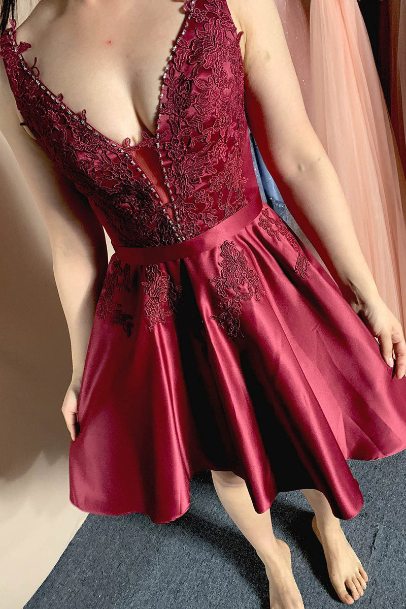 sleeveless v neck a line lace appliques short homecoming dresses satin short graduation gown