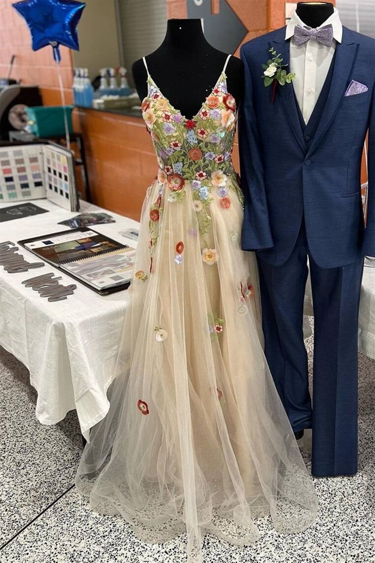 gorgeous v neck lace 3d floral long prom dress tulle formal evening dress with embroidery