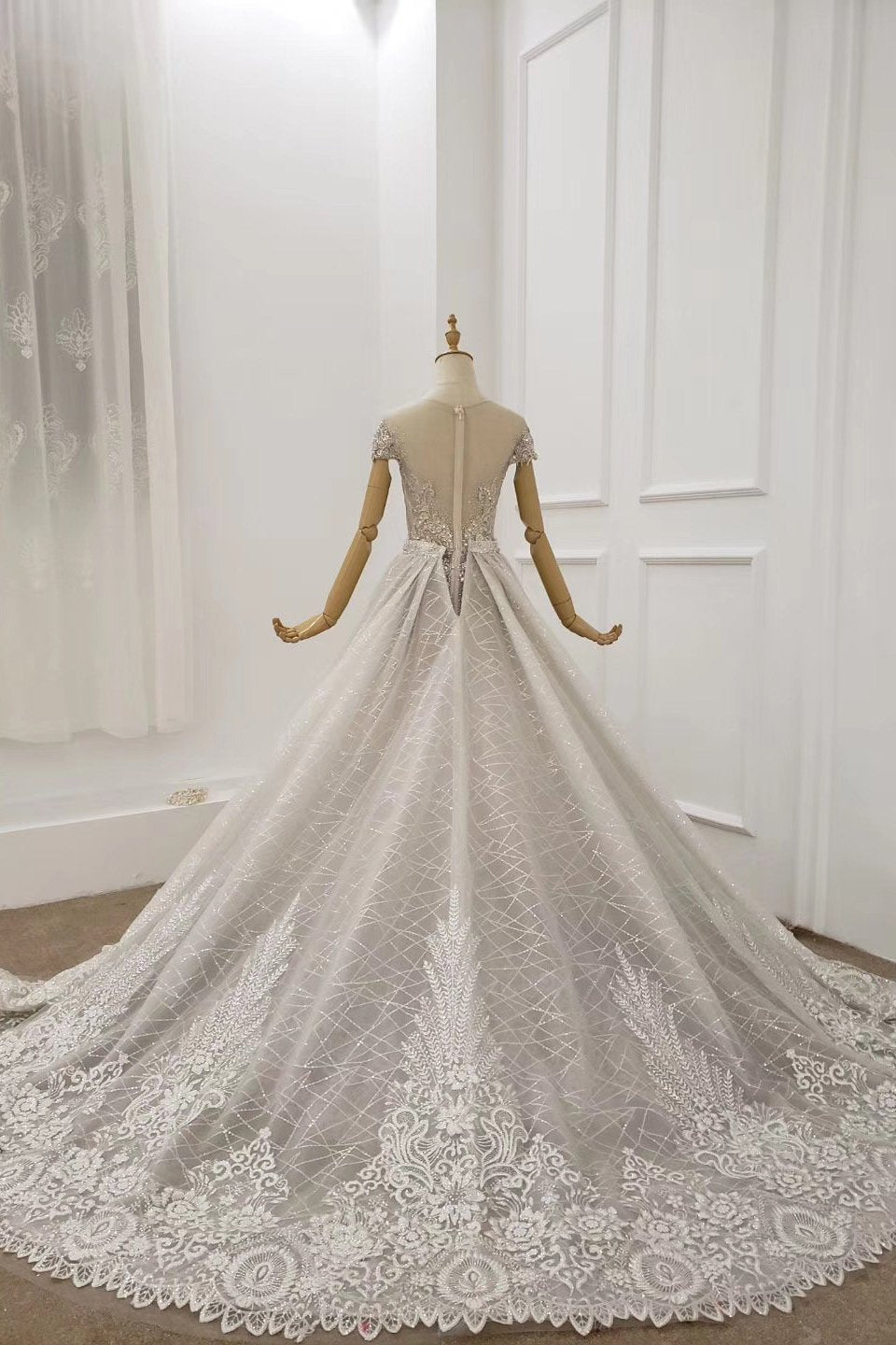 Cap sleeves sheer neckline beaded formal dresses with detachable train mg127