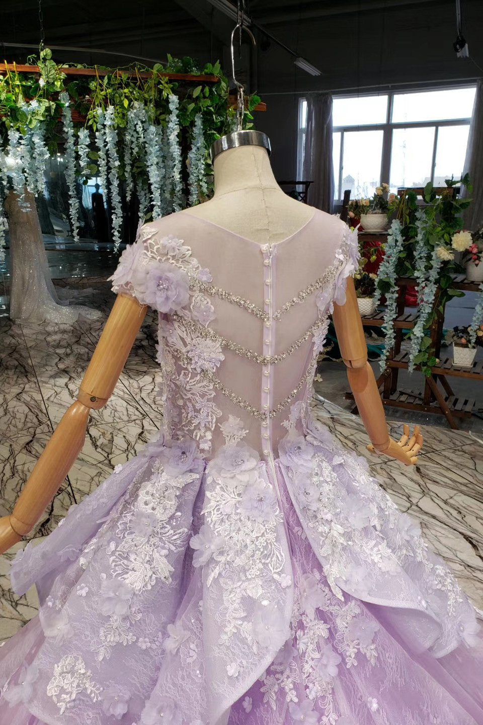 Lilac quinceanera dresses ball gown vintage wedding dress with appliques beading mg126