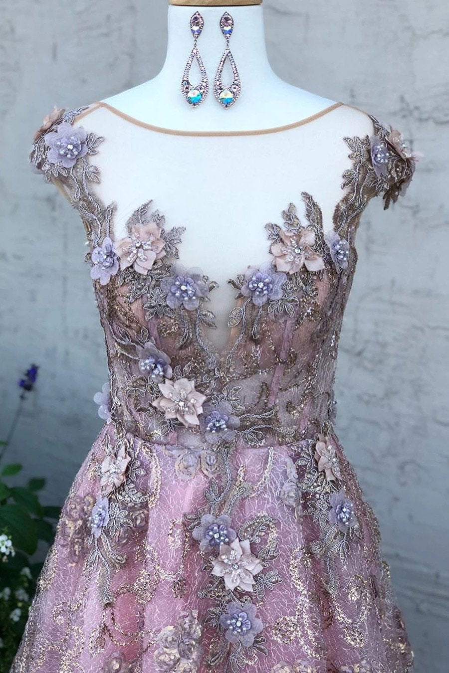 Sheer neckline cap sleeves long prom dresses with appliques mg278