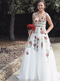 lace long prom dress with embroidery appliques v neck backless graduation dress