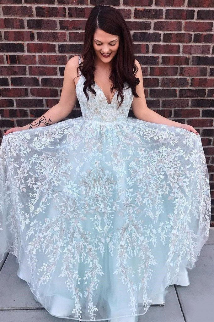 spaghetti straps tulle v neck long prom dresses with beaded appliques