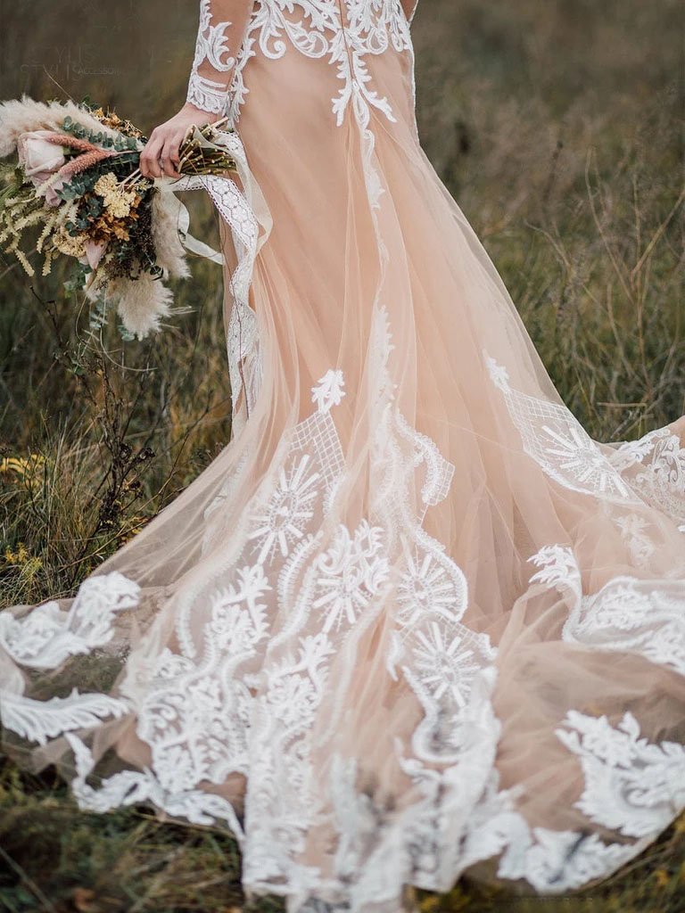 elegant long sleeves boho sheath wedding dress with appliques