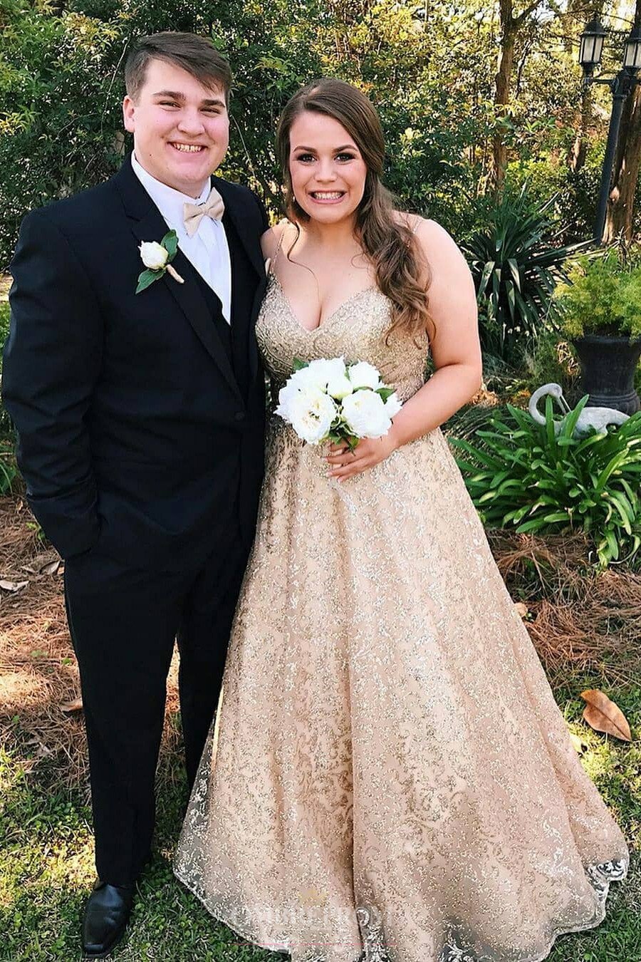 spaghetti straps v neck gold lace appliques prom dresses plus size party gown