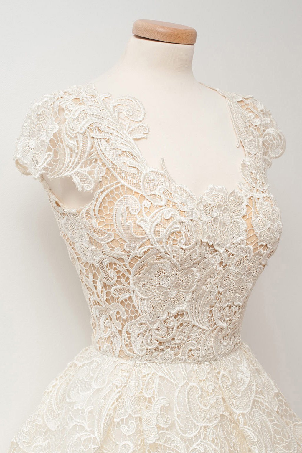 a line scoop lace homecoming dresses cap sleeves sweet 16 dress
