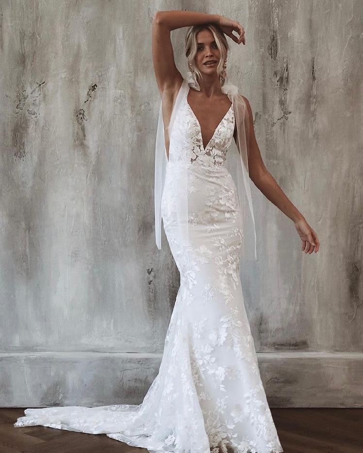 backless bohemian mermaid lace wedding dress bridal gown
