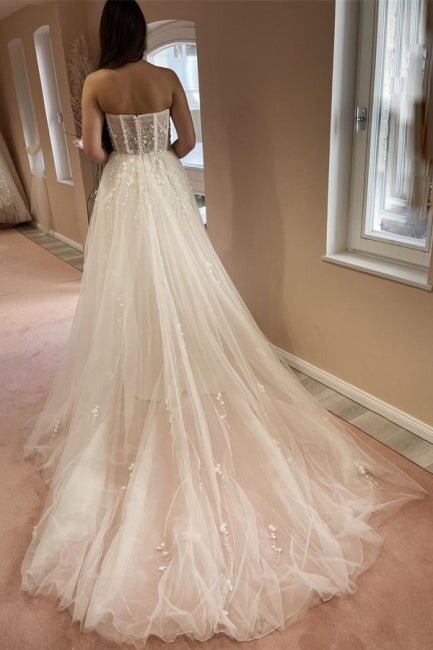 Sweetheart A-line Tulle Slit Boho Wedding Dresses With Beaded PW567