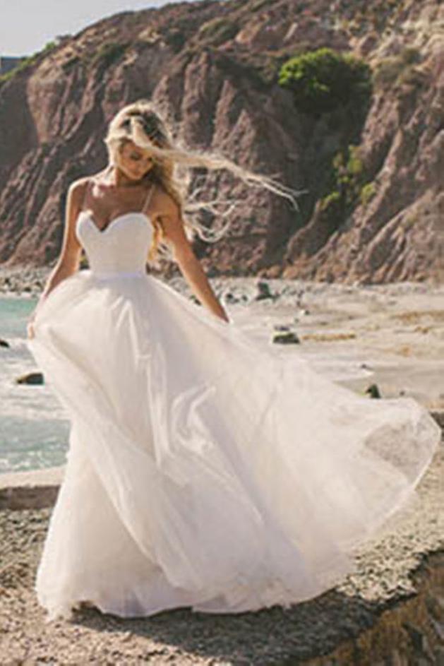 Sweetheart Spaghetti Straps Tulle Beach Destination Wedding Dress PW109