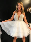 Chic V-neck Beaded Bodice Homecoming Gowns with Tulle Skirt Sweet 15 Dresses GM260