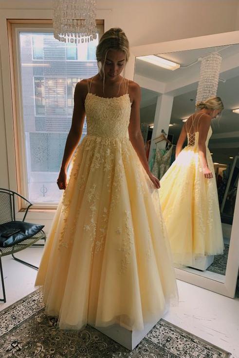 Daffodil Straps A-Line Tulle Long Prom Dresses With Appliques MP196
