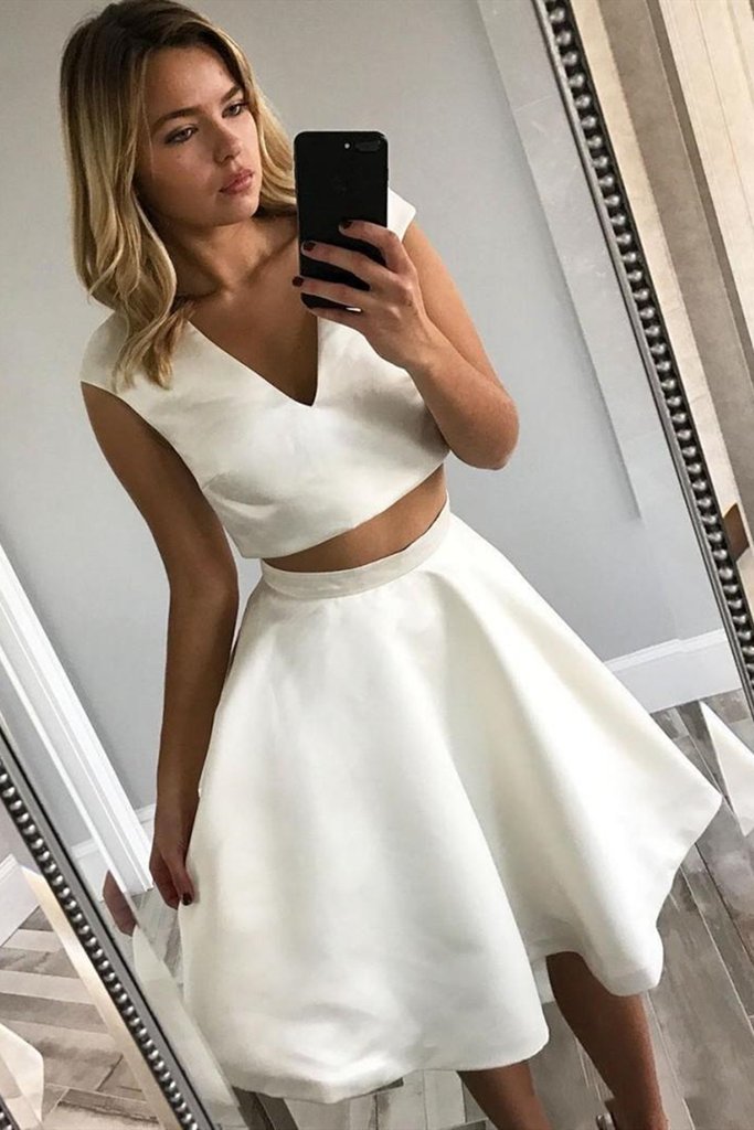 V Neck Two Piece White Short Prom Dresses, Cap Sleeves Cocktail Party Dress GM348