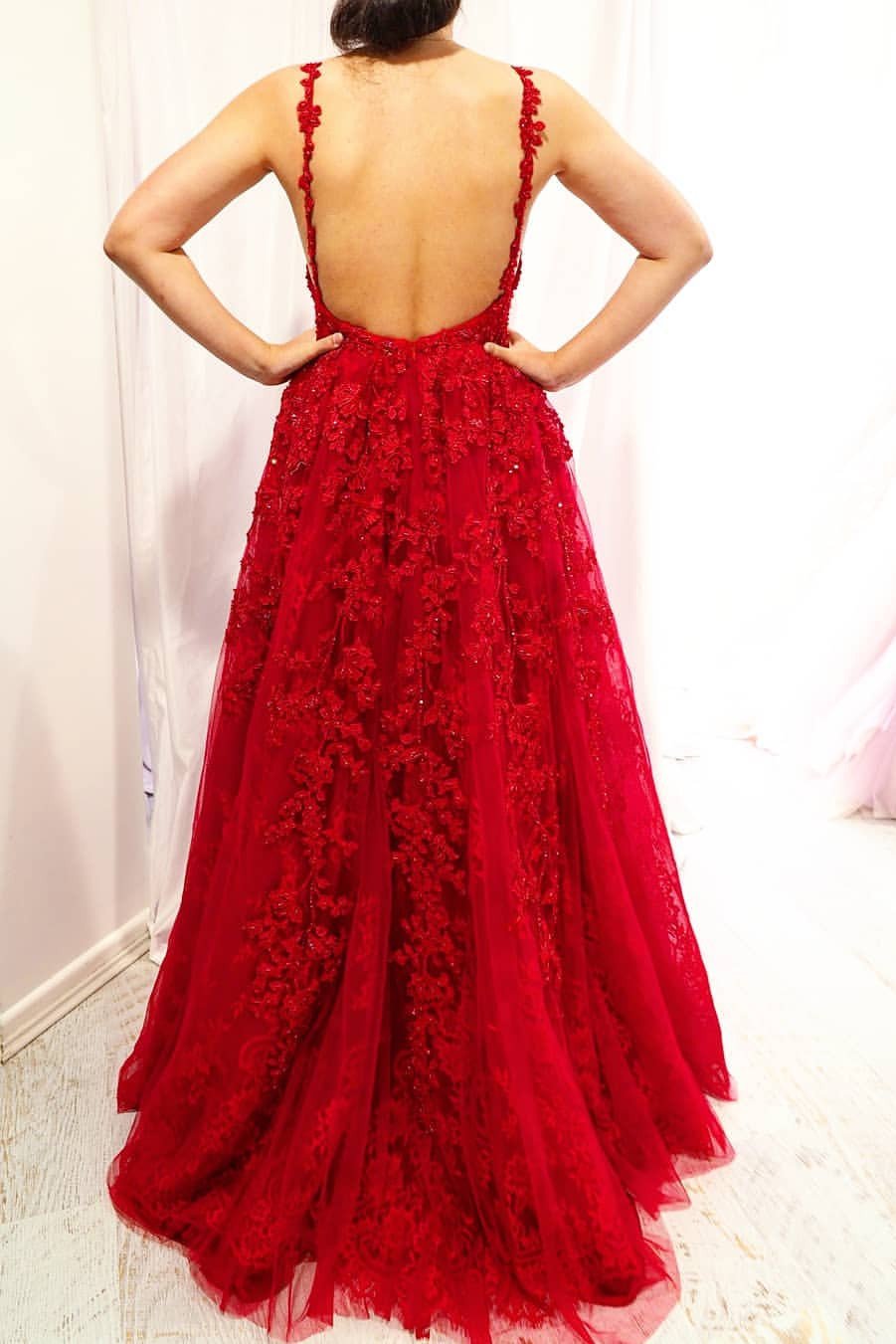 Backless Red Long Prom Dresses, V-neck Appliqued Sleeveless Evening Gowns MP82