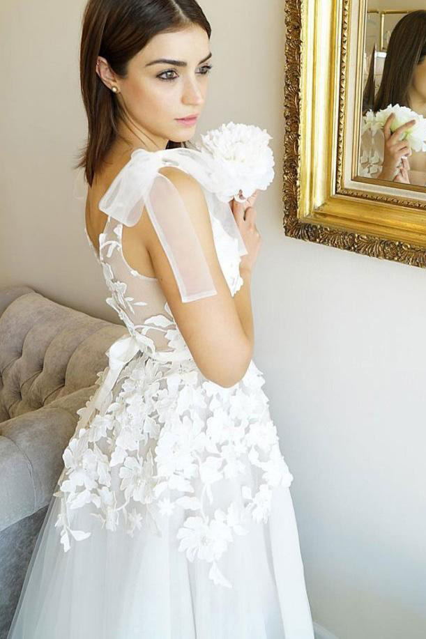 Princess Bowknot Straps V-neck Tulle Appliques Sleeveless Wedding Dress PW264