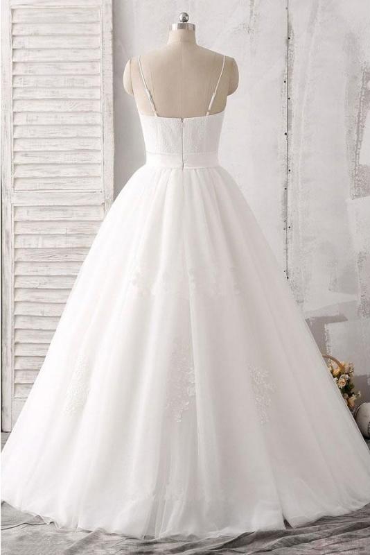 sweetheart floor length wedding dress with spaghetti straps