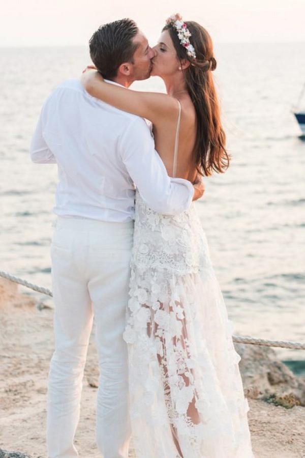 backless beach wedding dress a line v neck lace bridal gown
