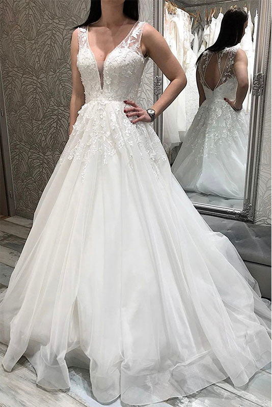 elegant a line sleeveless beach long wedding dresses with lace applique