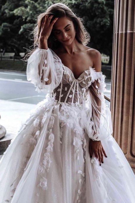 gorgeous rustic long sleeves beach long wedding dresses bridal gowns