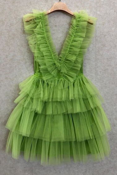 Plunging V-Neckline Tiered Green Mini Puffy Party Dress, Tulle Homecoming Dress GM517