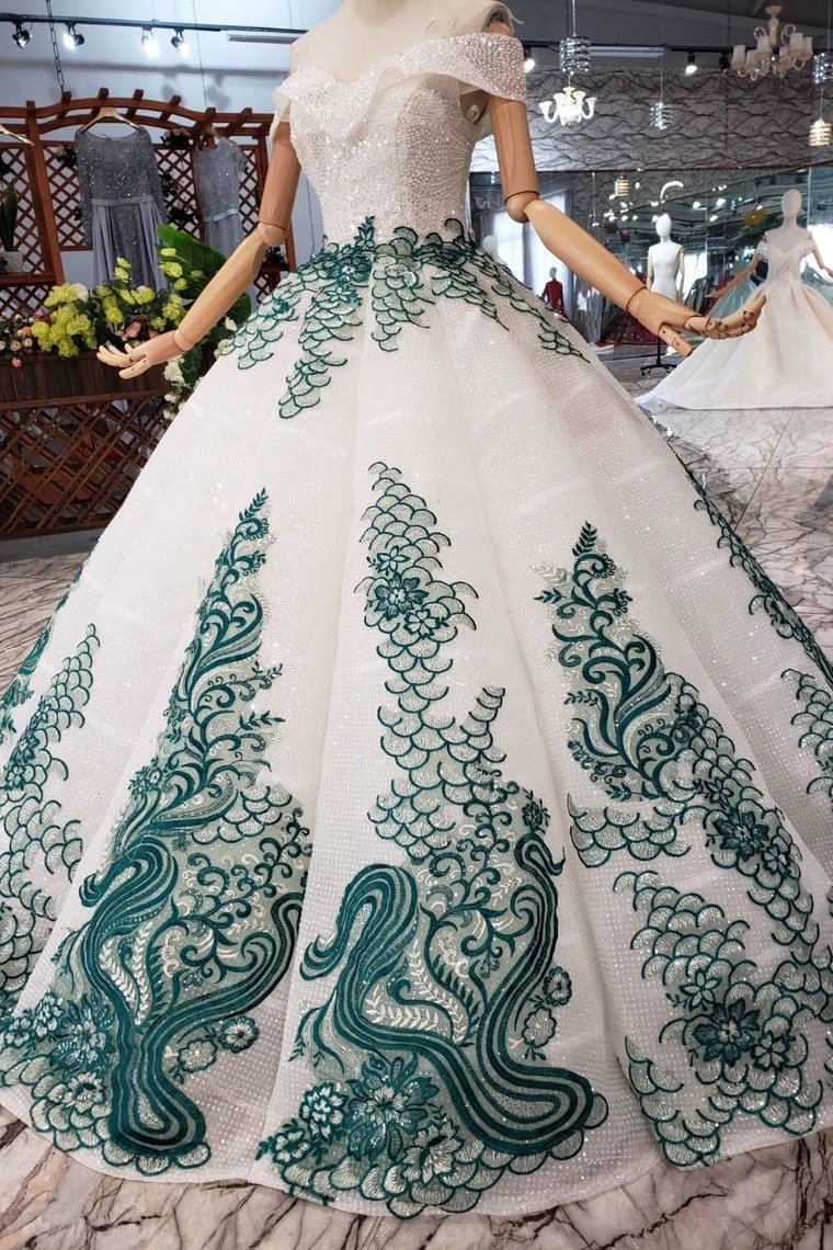 off the shoulder sparkly quinceanera gown beads sequins appliques prom dress