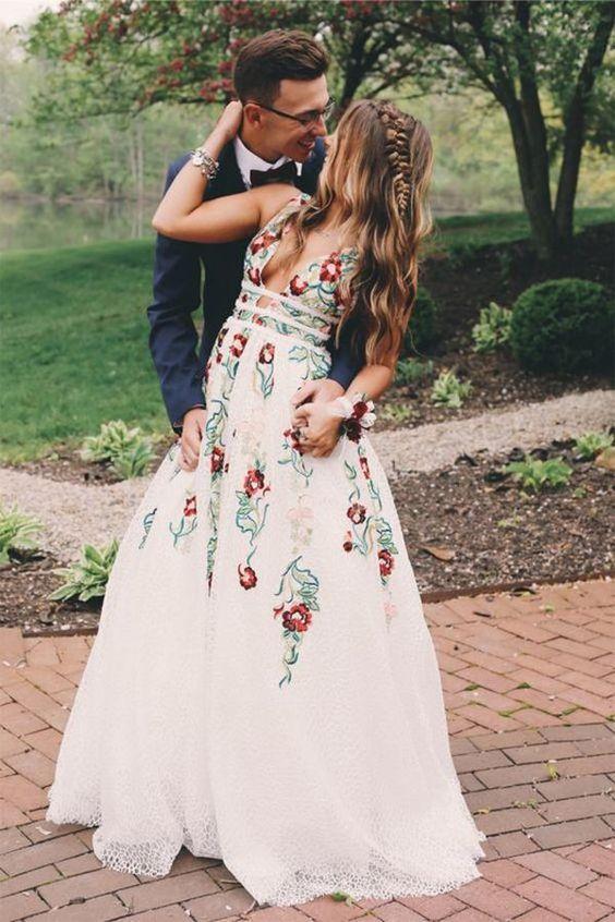 lace long prom dress with embroidery appliques v neck backless graduation dress