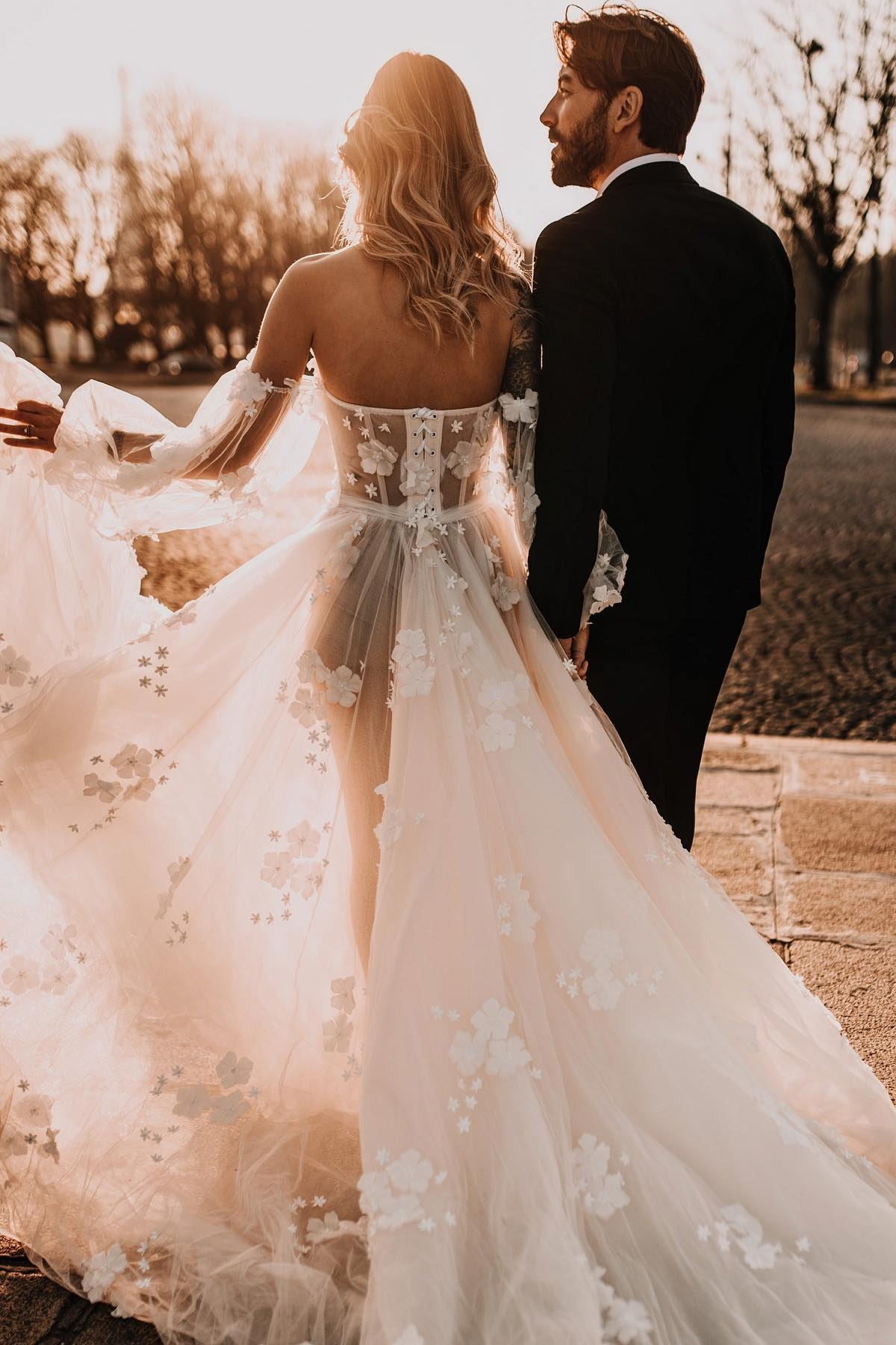 Sweetheart 3D Applique Beach Wedding Dress, Puffy Sleeves Boho Wedding Dress PW502