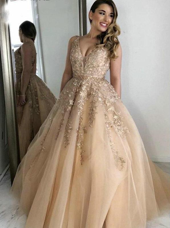 Elegant Tulle V-Neck Lace Applique Beading Prom Evening Dresses MP06