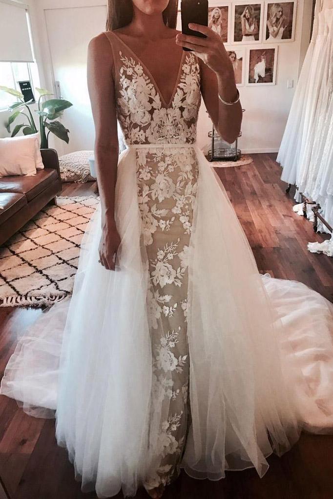 Ivory V-Neck Appliqued Long Wedding Dress  Long wedding dresses, Bridal  dresses lace, Bridal dress fabric